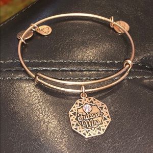 NWOT 👆Alex and Ani Future Mrs. Rose Gold Bracelet